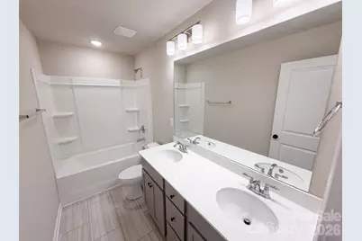 4104 Stoneygreen Lane, Charlotte, NC 28215 - Photo 19