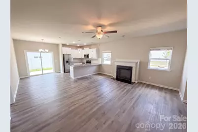 4104 Stoneygreen Lane, Charlotte, NC 28215 - Photo 3