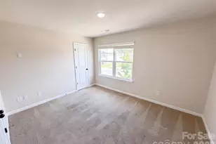 4104 Stoneygreen Ln, Charlotte, NC 28215 - Photo 13