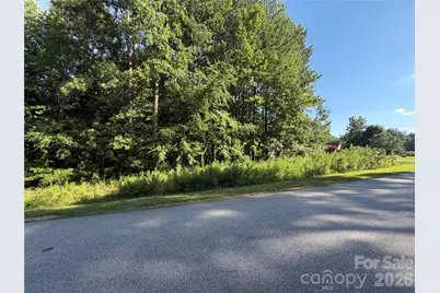 621 Sunset Pointe Drive, Salisbury, NC 28146 - Photo 3