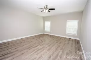 317 Thistle Ln, Statesville, NC 28625 - Photo 15
