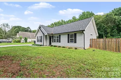 1240 Log Cabin Road, Charlotte, NC 28213 - Photo 3