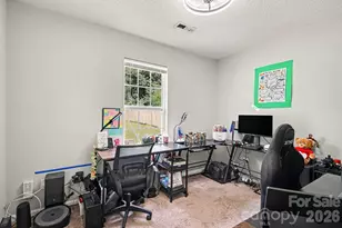 1240 Log Cabin Rd, Charlotte, NC 28213 - Photo 23