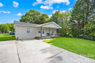 2104 Court Dr, Gastonia, NC 28054 - Photo 3