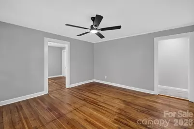 410 Spruce Street SW, Lenoir, NC 28645 - Photo 25