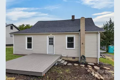 410 Spruce Street SW, Lenoir, NC 28645 - Photo 7
