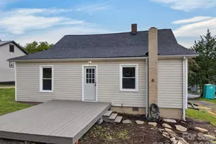 410 Spruce St SW, Lenoir, NC 28645 - Photo 7