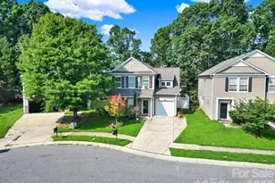 2748 Bramble Ridge Ct, Charlotte, NC 28215 - Photo 23