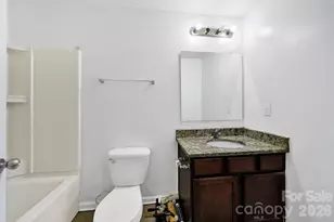 2748 Bramble Ridge Ct, Charlotte, NC 28215 - Photo 15
