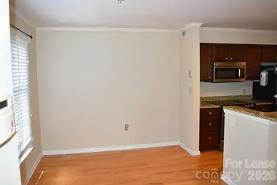 413 W 8th Street, Charlotte, NC 28202 - Photo 3