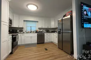 1429 Edgewood Rd, Bessemer City, NC 28016 - Photo 7