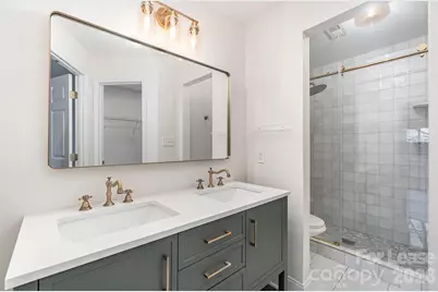 2512 Cranbrook Lane, Charlotte, NC 28207 - Photo 11