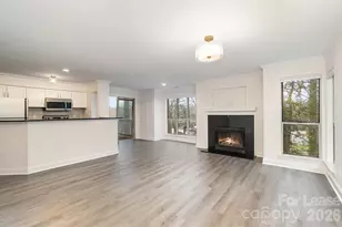 2512 Cranbrook Ln, Charlotte, NC 28207 - Photo 3