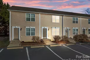 2 Mdw Gln Dr, Fletcher, NC 28732 - Photo 1