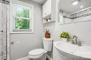 310 Main Ave E, Hildebran, NC 28637 - Photo 9