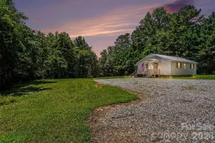 310 Main Ave E, Hildebran, NC 28637 - Photo 1