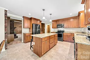 1285 Patterson St, China Grove, NC 28023 - Photo 7