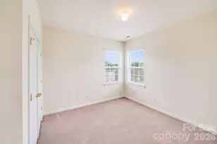 6227 Castlecove Rd, Charlotte, NC 28278 - Photo 5