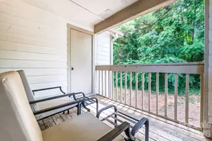 1051 Churchill Downs Ct, Charlotte, NC 28211 - Photo 21