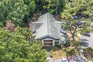 1051 Churchill Downs Ct, Charlotte, NC 28211 - Photo 23