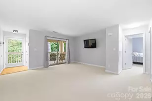 1051 Churchill Downs Ct, Charlotte, NC 28211 - Photo 5