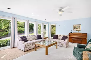 23 S Oaks Cir, Asheville, NC 28806 - Photo 3