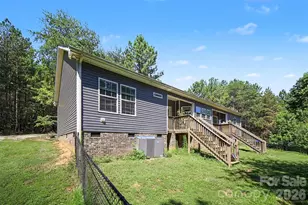 2702 Henry Knob Rd, Clover, SC 29710 - Photo 25