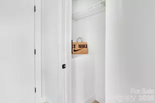 1351 Orvis St, Charlotte, NC 28216 - Photo 25
