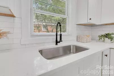 1351 Orvis Street, Charlotte, NC 28216 - Photo 9
