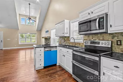 215 Meadow Lake Drive, Salisbury, NC 28146 - Photo 17