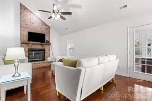 13110 Graymist Dr, Charlotte, NC 28215 - Photo 15