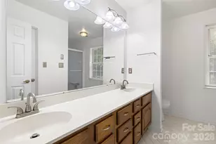 13110 Graymist Dr, Charlotte, NC 28215 - Photo 27