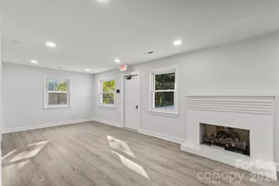 679 Oakridge Farm Highway, Mooresville, NC 28115 - Photo 7