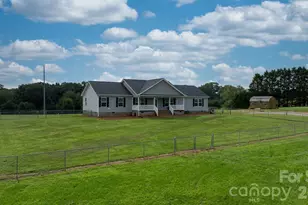 2915 Texs Fish Camp Rd, Connelly Springs, NC 28612 - Photo 5