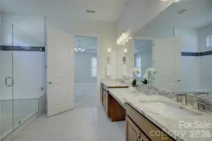 82105 Standing Oak Dr, Charlotte, NC 28278 - Photo 25