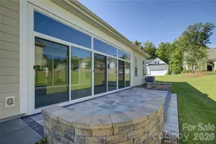 82105 Standing Oak Dr, Charlotte, NC 28278 - Photo 43