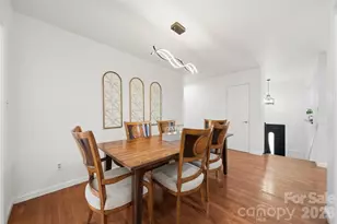 4536 Kings Ct, Hickory, NC 28602 - Photo 15