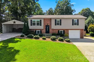 4536 Kings Ct, Hickory, NC 28602 - Photo 3