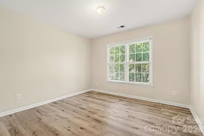 7731 Beaker Court, Charlotte, NC 28269 - Photo 25