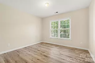 7731 Beaker Ct, Charlotte, NC 28269 - Photo 25