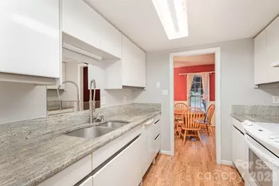 8017 Regent Park Lane, Charlotte, NC 28210 - Photo 7