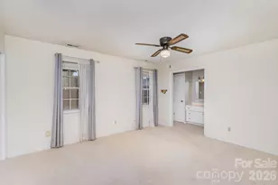 8017 Regent Park Ln, Charlotte, NC 28210 - Photo 13