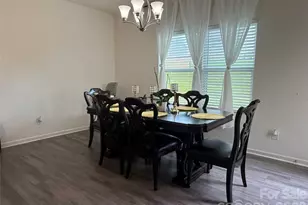 129 Mooring Dr, Statesville, NC 28677 - Photo 5