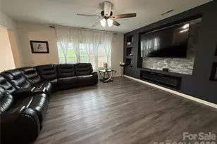 129 Mooring Dr, Statesville, NC 28677 - Photo 17