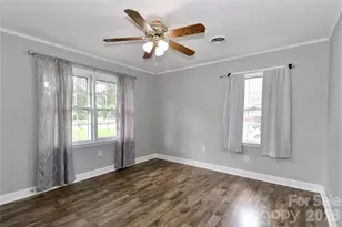 535 N Carolina Ave, Statesville, NC 28677 - Photo 19