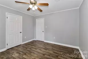 535 N Carolina Ave, Statesville, NC 28677 - Photo 17