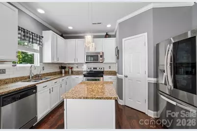 8810 Gray Willow Road, Charlotte, NC 28227 - Photo 19