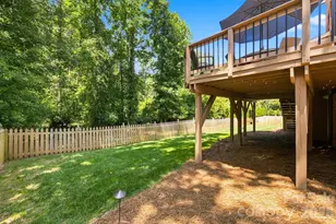 19000 Southport Dr, Cornelius, NC 28031 - Photo 41