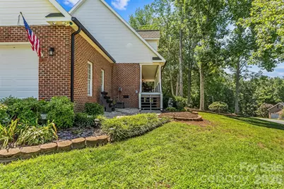 313 Springwood Drive NE, Valdese, NC 28690 - Photo 3