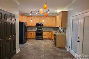 2301 Bilverlor Ct, Mount Pleasant, NC 28124 - Photo 7